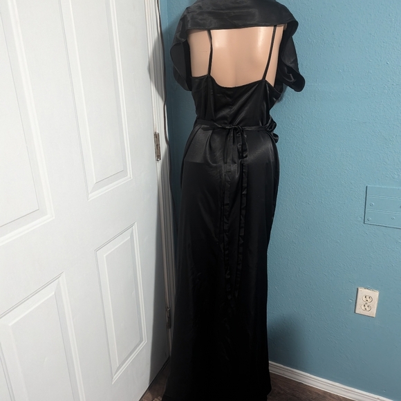 Cinderella Divine dress - Picture 4 of 7